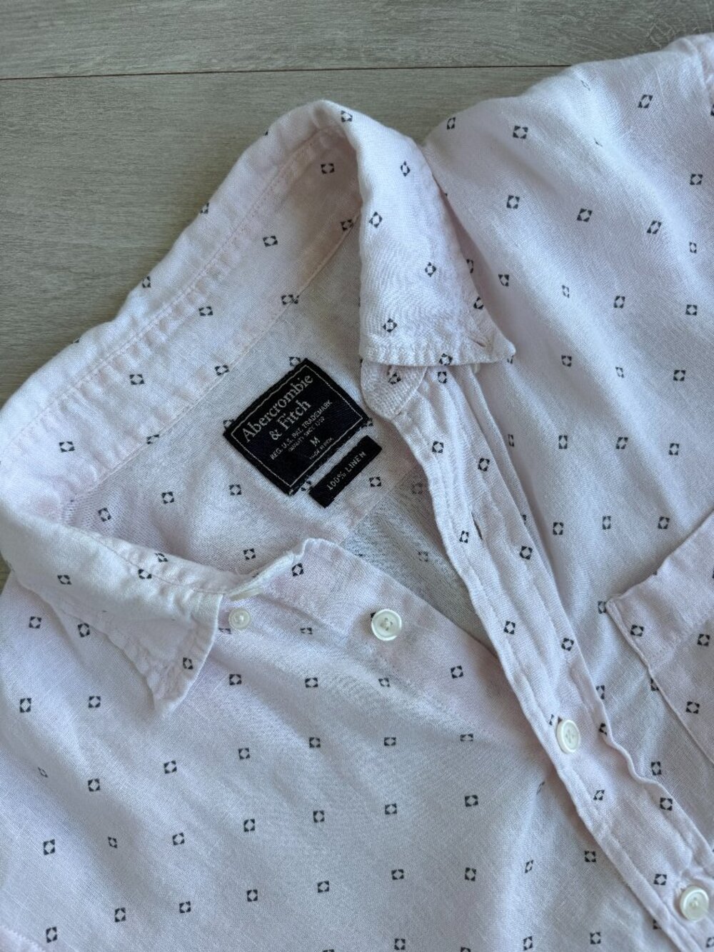 Abercrombie & Fitch Button-Up Shirt Pink Linen Geometric M